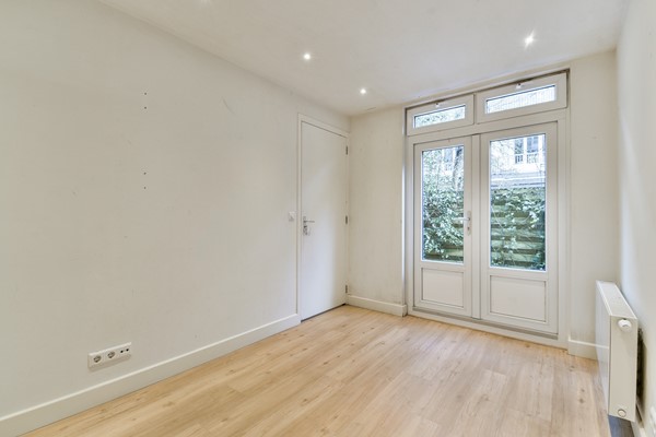 Photo - For sale: Pieter van der Doesstraat 40H, 1056 VH Amsterdam